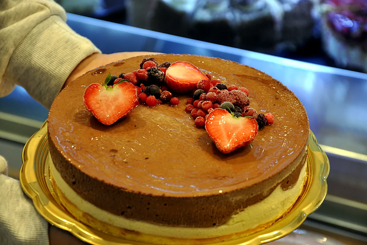 Torte aus der Auslage zum Mitnehmen